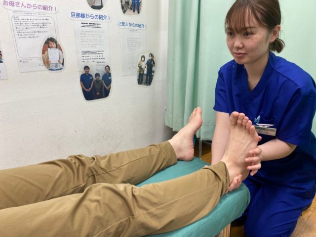 モートン病の原因は?